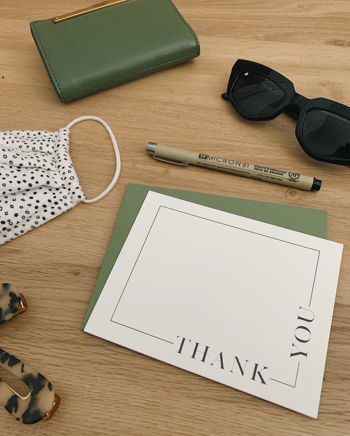 linen 'thank you' set